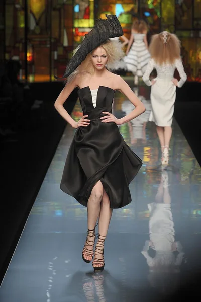 Look 21